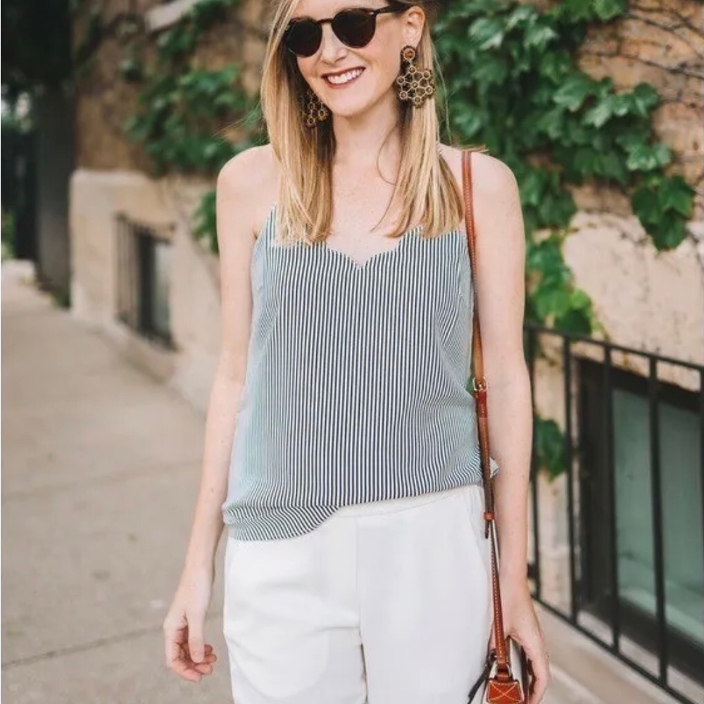 J. CREW Striped Scallop NWT Racerback Top women’s adult size 24